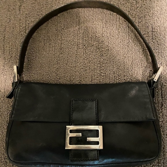 baguette bag black leather